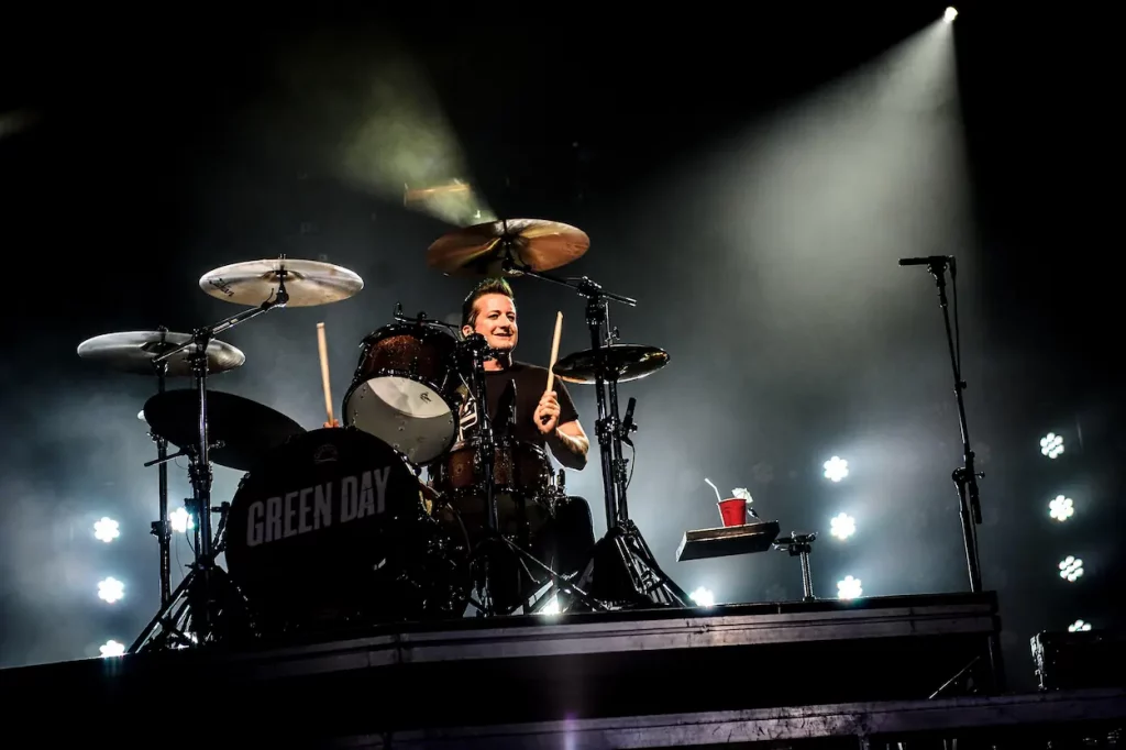 Tre Cool Drumming on Stage