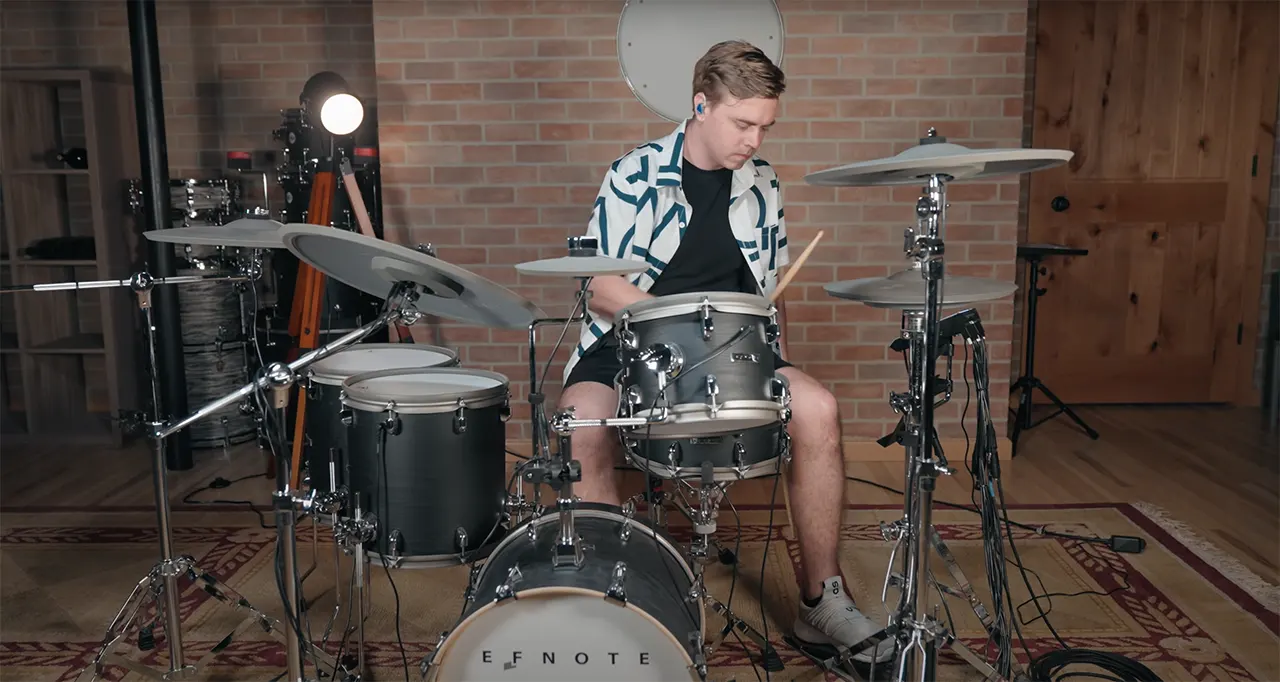 Nick Cesarz of Drumming Review testing the EFNOTE 5X